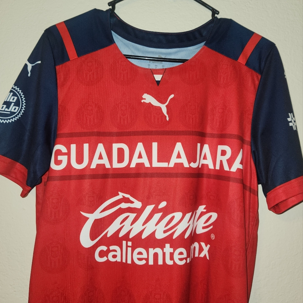 New Men's Puma Chivas Guadalajara Shirt | Size S - Picture 3 of 7